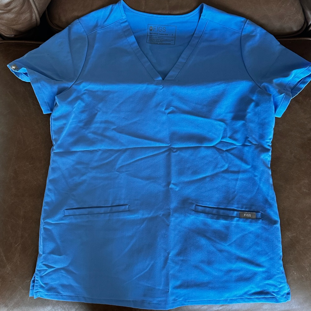 Figs V-Neck Blue Short Sleeve Top